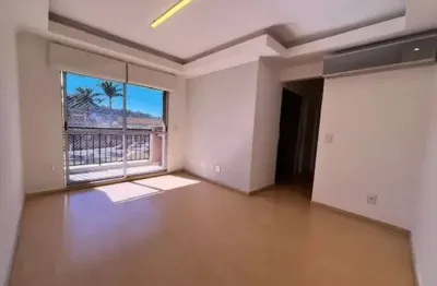 Apto pronto reformado e modificado, no cittá di roma com 71mts, 2 dorms sendo 1 suíte com closet, varanda e 1 vaga coberta.