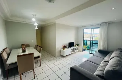 Apto na Av Prefeito Luis Latorre, pronto, amplo, vista livre, com 100mts, varanda e 2 vagas cobertas e soltas.