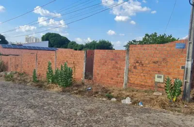 Terreno à venda na Rua Professor Domício Magalhães, Recanto das Palmeiras, Teresina