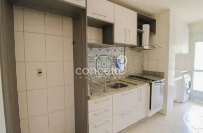 Apartamento mobiliado com 2 dormitórios na água verde!
