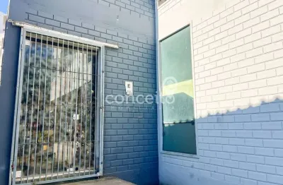 Casa comercial com 1 sala para alugar na Bela Vista, Gaspar 