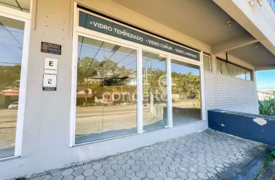 Casa comercial com 1 sala para alugar na Bela Vista, Gaspar 