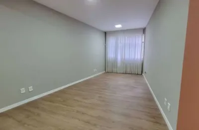 Casa comercial com 1 sala para alugar no Velha, Blumenau 