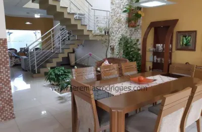 Casa com 4 quartos, 258 m², à venda por r$ 1.100.000- campos do conde iii - tremembé/sp