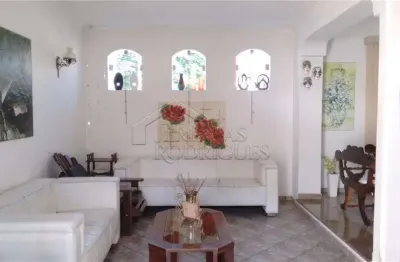 Casa com 3 quartos, 270 m² - independência - taubaté/sp
