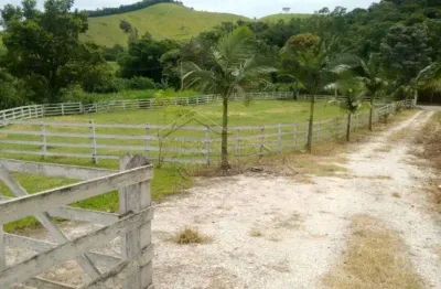 Fazenda à venda no Taboão, Taubaté 