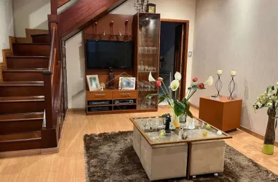 Casa com 3 quartos à venda na Vila Jaboticabeira, Taubaté 