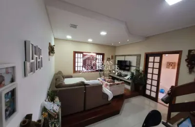 Casa com 3 quartos à venda no Parque São Benedito, Pindamonhangaba 