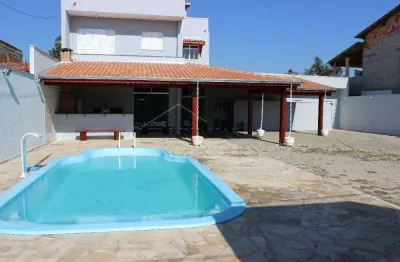 Casa com 2 quartos à venda no Laerte Assunção, Pindamonhangaba 