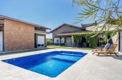 Casa em condomínio fechado com 4 quartos à venda no Chácaras Cataguá, Taubaté 
