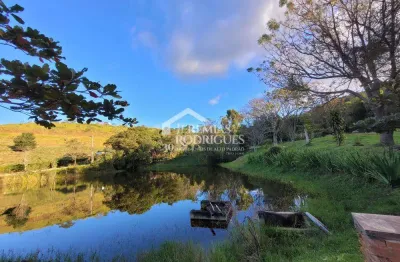Fazenda à venda no Jardim Sandra Maria, Taubaté 