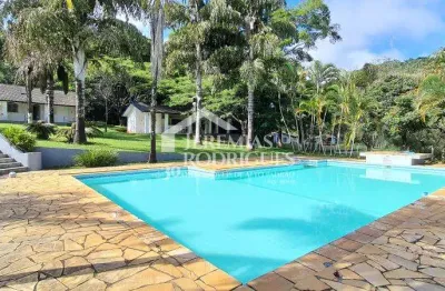 Sitio com 12 dormitórios, 1100 m² - registro - taubaté/sp