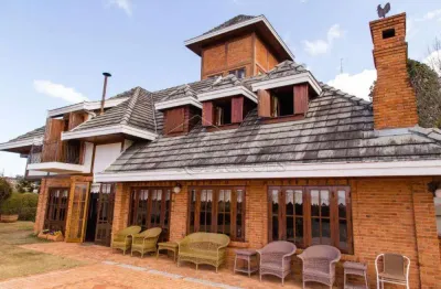 Casa com 6 quartos à venda no Jardim Véu da Noiva, Campos do Jordão 