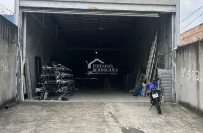 Barracão / Galpão / Depósito à venda no Jardim Ana Rosa, Taubaté 