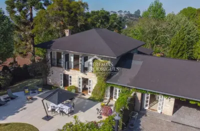 Sobrado com 6 suítes, 615 m² - vila inglesa - campos do jordão/sp.