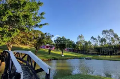 Fazenda à venda no Pouso Frio, Taubaté 