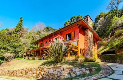 Casa para venda com 4 suítes no condomínio recanto do fojo em campos do jordão/sp