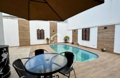 Casa à venda com 3 suítes no condomínio reserva dos lagos em pindamonhangaba/sp.