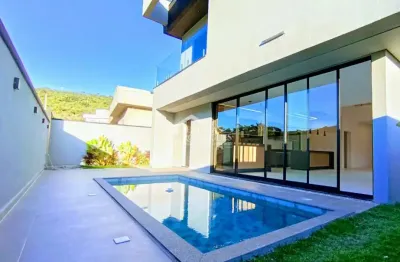 Casa assobradada à venda com 4 dormitórios no condomínio cyrella landscape emtaubaté/sp.