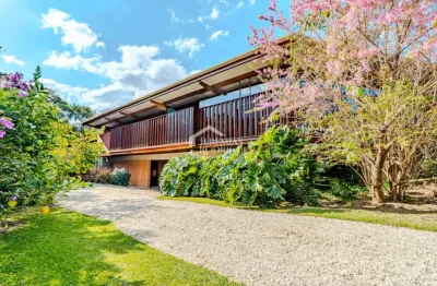 Mansão à venda com 4 suítes no condomínio parque da mantiqueira em santo antônio do pinhal/sp.
