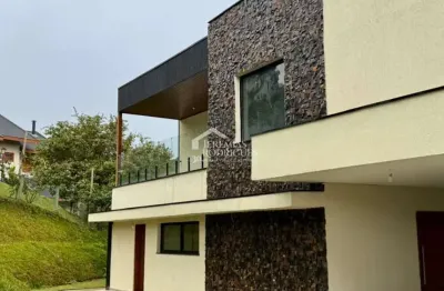 Casa à venda com 3 suítes no condomínio parque da mantiqueira em santo antônio do pinhal/sp.