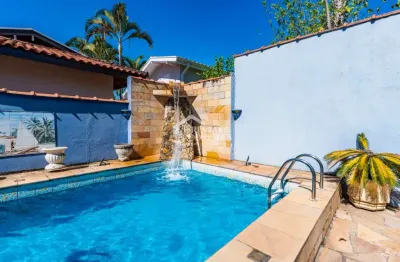 Casa para venda e locação com 3 dormitórios no condomínio village paineiras em pindamonhangaba/sp.