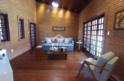 Casa à venda com 3 dormitórios no bairro jardim do sol em taubaté/sp.