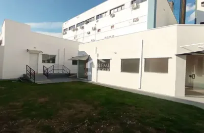 Ponto comercial para locação com 250 m² no centro de taubaté/sp.