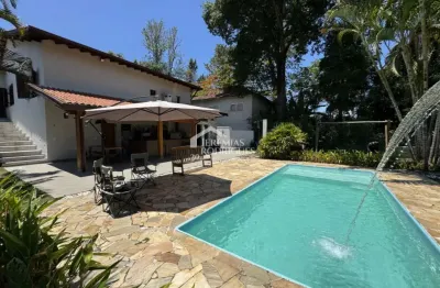 Casa à venda com 4 dormitórios no condomínio village paineiras em pindamonhangaba/sp.