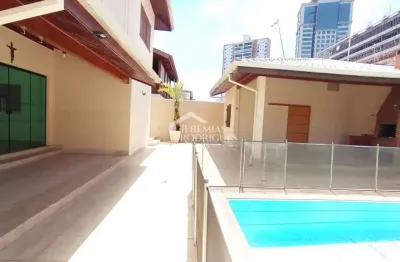 Casa à venda com 3 dormitórios no condomínio taubaté village em taubaté/sp.