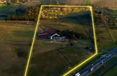 Área à venda com 16,3870 ha no bairro Feital em Pindamonhangaba/SP.