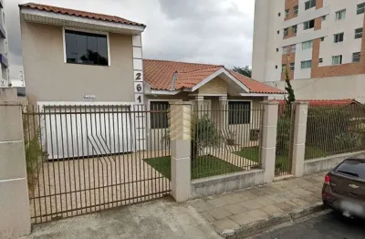 Casa com 3 quartos à venda na Rua Estados Unidos, 261, Centro, Ponta Grossa