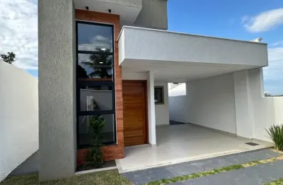 Casa à venda na Rua B, Itapeba, Maricá