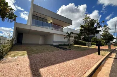 Sobrado com 4 suítes no alphaville uberlândia 1 - ótimo acabamento