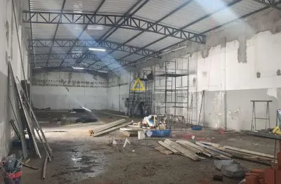 Galpão para Locação em São Paulo, Chácara Santo Antônio (Zona Sul), 1 dormitório, 2 banheiros, 1 vaga