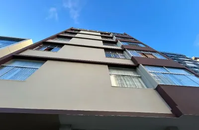 Lindo apara tamento  a venda na barra com 3 quartos  salvador ba