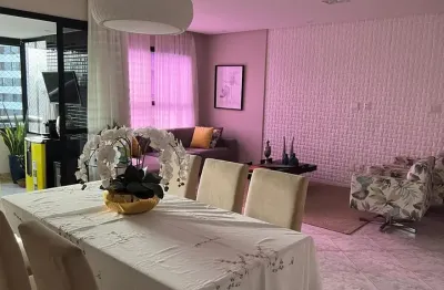 Apartamento amplo, reformado e mobiliado para locação – 120m² na pituba