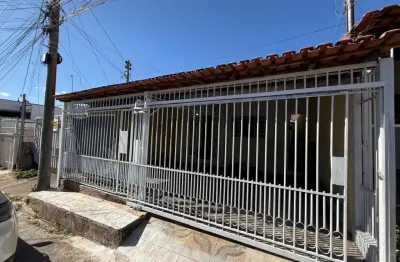 Casa de 3 quartos com suíte + escritório à venda na qr 402 – samambaia norte