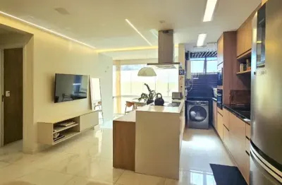 Apartamento a venda no blue ocean jaguaribe com 2 quartos nascente e vista mar