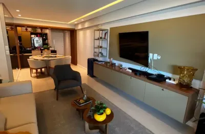 Apartamento a venda no terrazzo ondina com 2 suites reformado e mobiliado