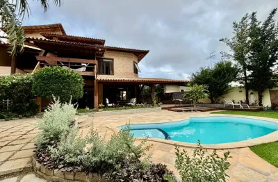 Casa a venda em piatã com 4 suites piscina e área gourmet no aguas de jaguaribe