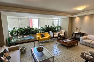 Apartamento a venda na graça com 4 quartos nascente e reformado