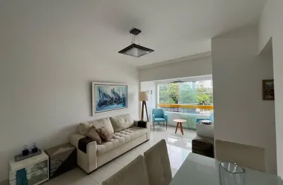 Apartamento a venda no candeal com 3 quartos com armários no parque real