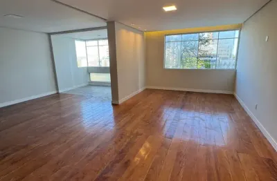 Apartamento a venda na pituba com 4 quartos reformado e nascente