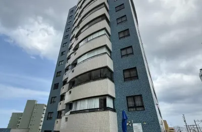 Apartamento a venda em armação com 2 quartos armários no villa di mare