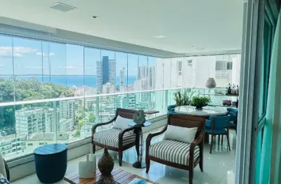 Apartamento a venda na graça com 3 suites reformado no villa augusta