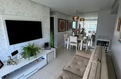 Apartamento a venda em alphaville 1 com 2 quartos dependência e armários