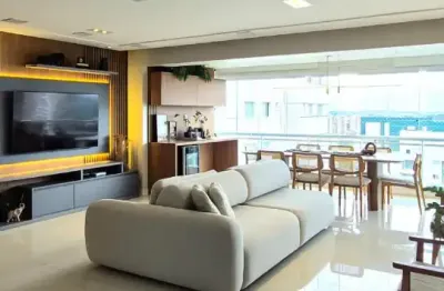 Apartamento a venda no ludco greenville com 3 suites reformado e varanda gourmet