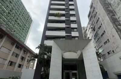 Apartamento a venda no Corredor da Vitoria com 4 suites e vista mar