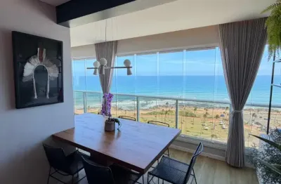 Apartamento a venda no Costa Azul com 2 suites nascente vista mar e reformado no Miramar